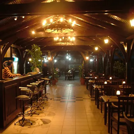 杜高斯布提克公寓式酒店 * 厄吕代尼兹