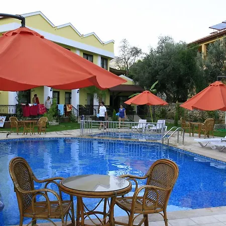 Tokgoz Butik Hotel&apartment 3* オルデニズ