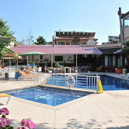 아파트호텔 Tokgoz Butik Hotel&apartment 올루데니스