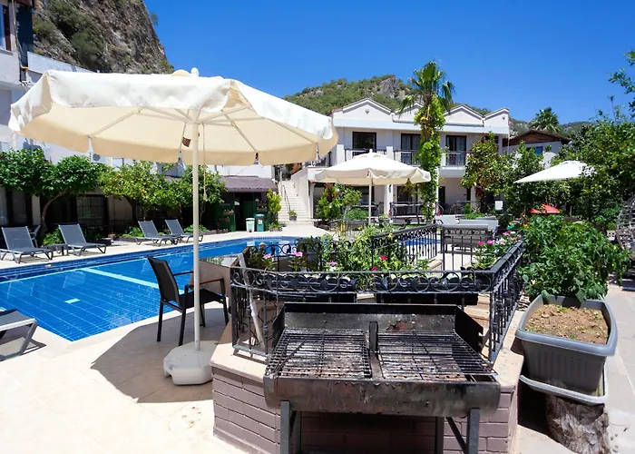 Ξενοδοχείο με διαμερίσματα Tokgoz Butik Hotel&apartment 3*