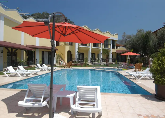 Ξενοδοχείο με διαμερίσματα Tokgoz Butik Hotel&apartment 3*