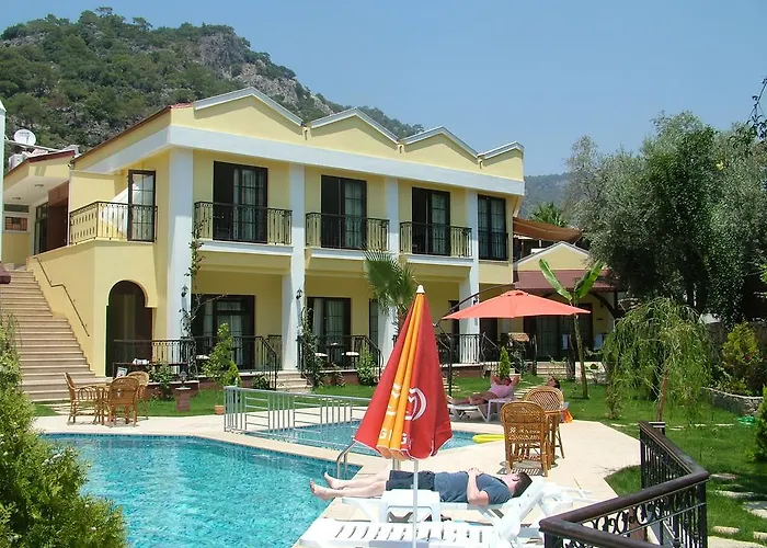 Ξενοδοχείο με διαμερίσματα Tokgoz Butik Hotel&apartment 3*