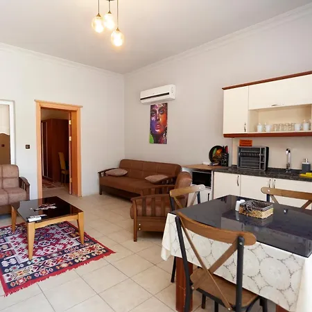 Tokgoz Butik Hotel&apartment מלון דירות אולודניץ