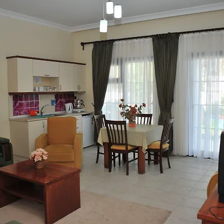 Tokgoz Butik Hotel&apartment 3* אולודניץ